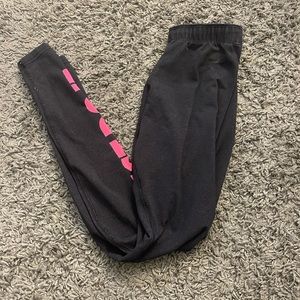 Black Nike Leggings.